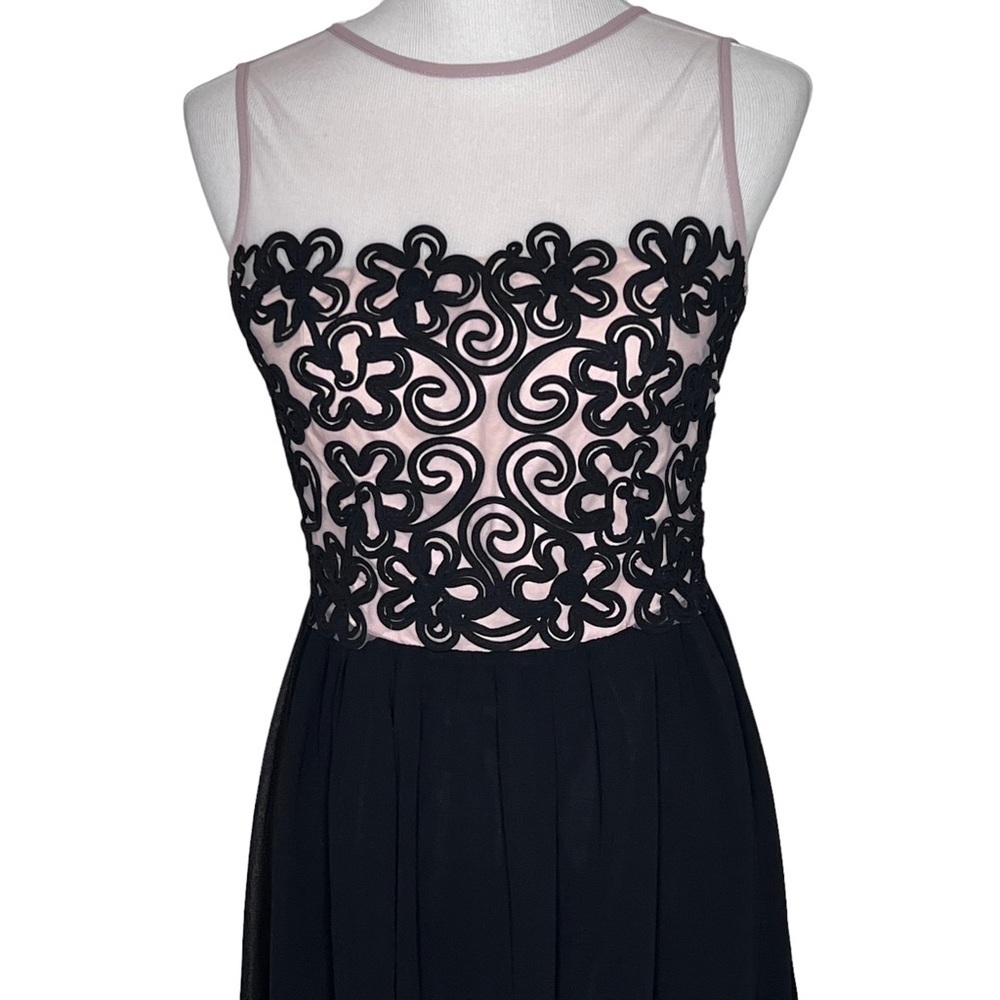 Little Mistress Black Sleeveless Embroidered Illusion Formal Gown Dress Sz 4 NWT - Picture 5 of 16